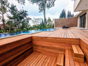 Cottonwood Exclusive Villa @Lembang Asri - Jacuzzi Playground Netflix Billyard